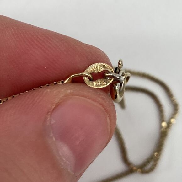 Sterling silver gold plated mother and child pendant necklace - Picture 3 of 4